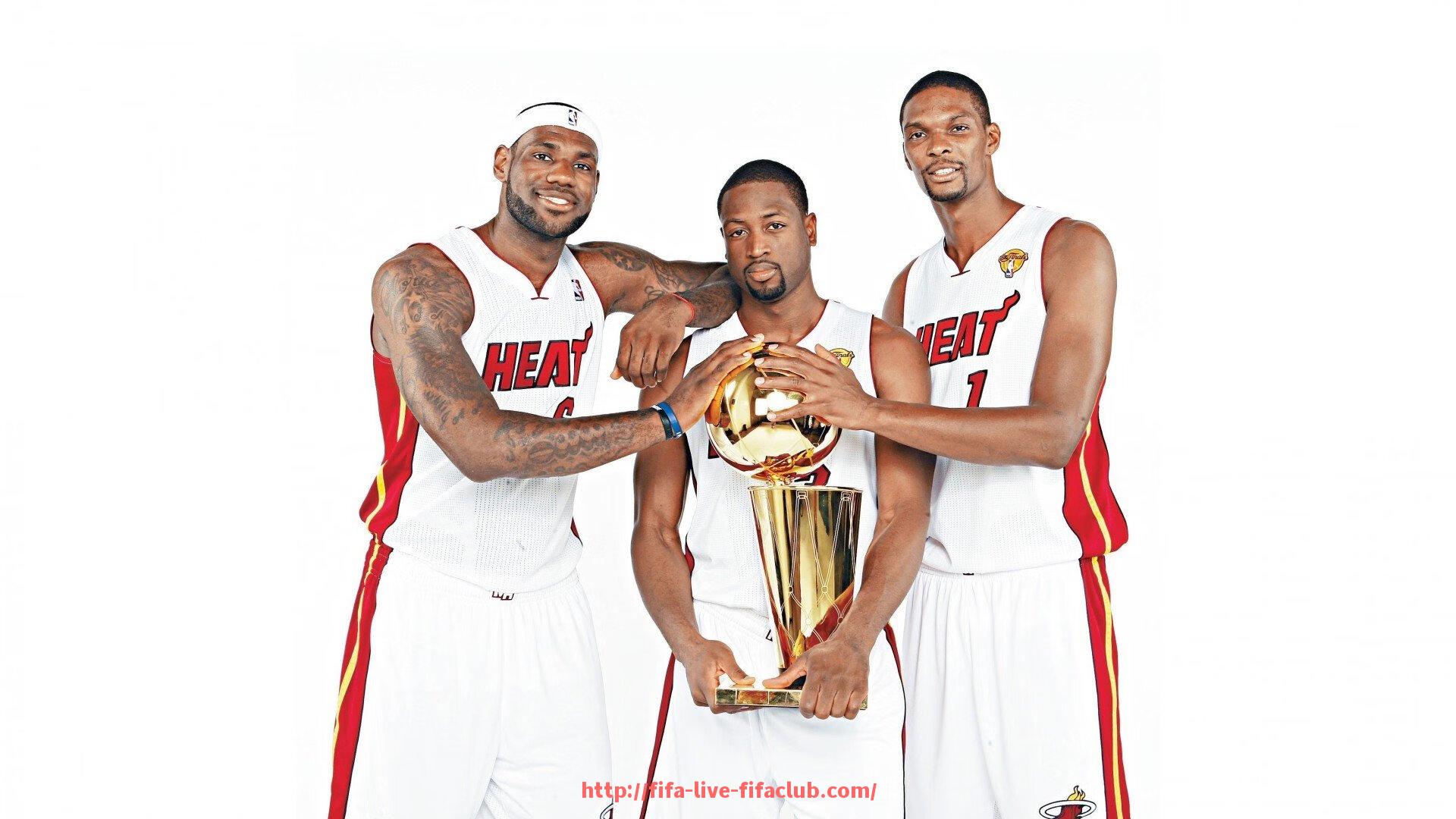 世俱杯直播-世俱杯球鞋配色设计趋势及品牌策略分析